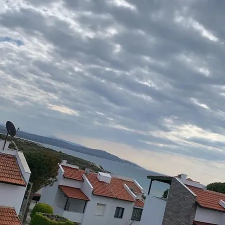 Tatil Evi Çeşme Altınkum Pırlanta Sitesi Çeşme