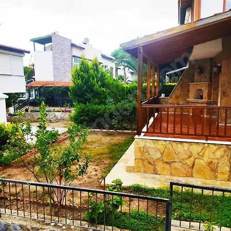 Tatil Evi Çeşme Altınkum Pırlanta Sitesi Çeşme